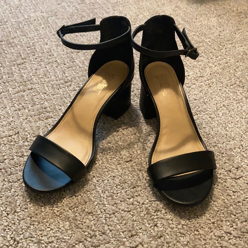 Black short heels